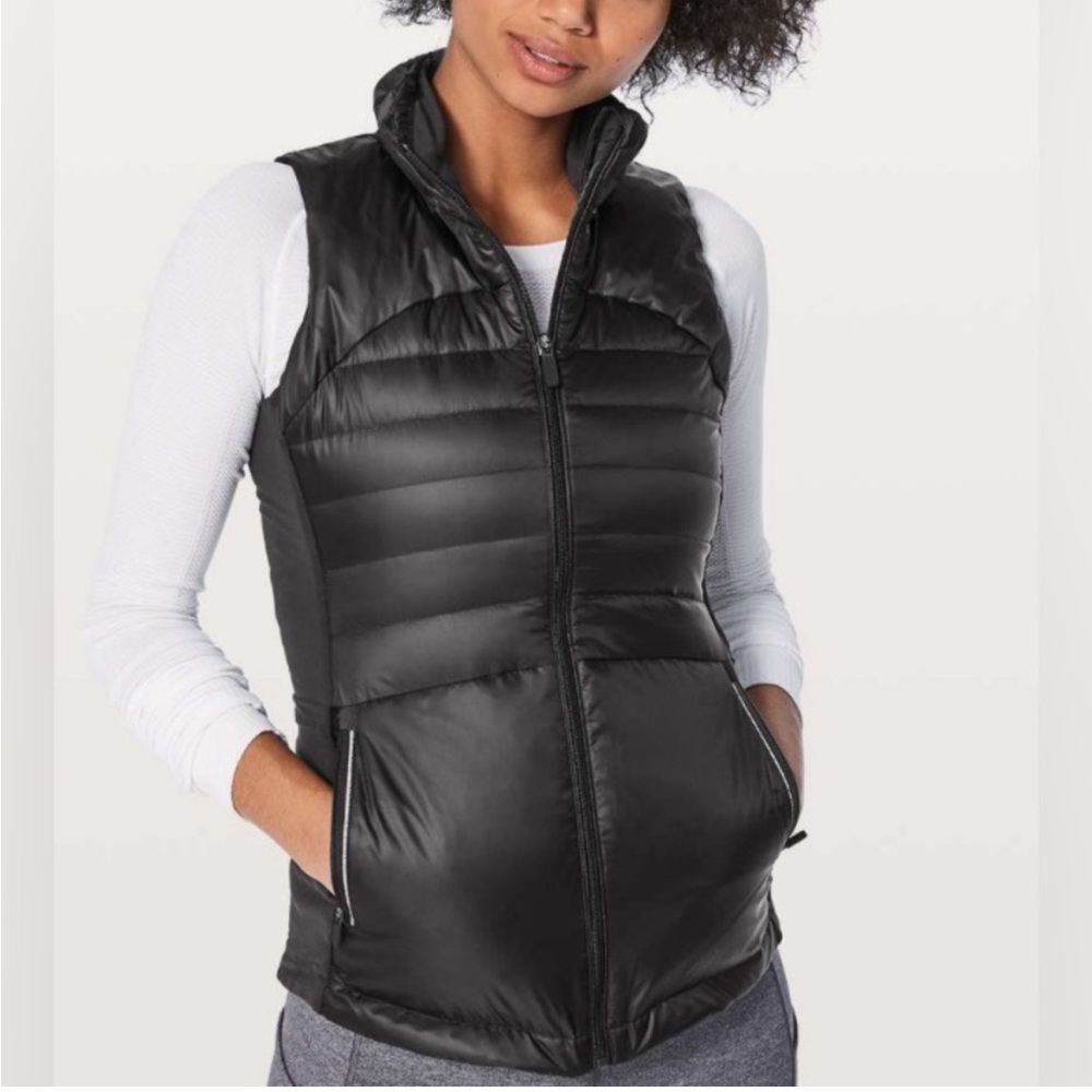 LULULEMON Women’s Black Down Filled Light Puffer Vest Size 4